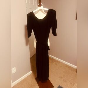 ELLE Black Wide-Leg Jumpsuit - Size Medium - Puff Sleeve & Belted
